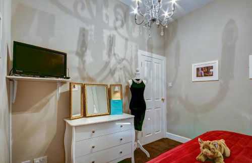 Tiffanys - Coorie Doon Stays - Foto 15