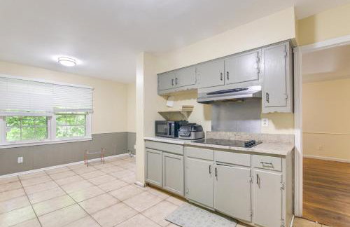 Stay and Play in Memphis Family Home with Yard! - Foto 8