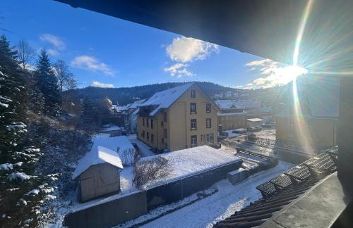 Stilvolles Apartment mit Balkon, Parkplatz & Top-Lage - Foto 3