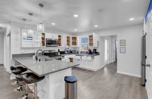 Big Group, Remodeled, Landscaped, King Beds, Desks - Foto 18