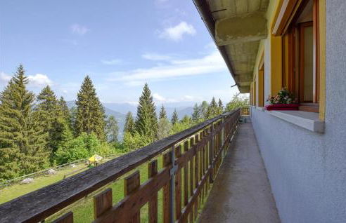 Gorgeous Apartment In Lamon With Wifi - Foto 2