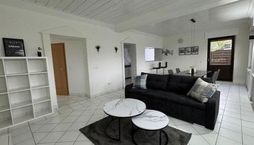 Entspannung pur! Privater Kinosaal & Whirlpool - Foto 3