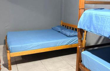 Residencial Casas 1 e 2 quartos Tv Ar Estacionamento Wifi Próximo ao Centro e Paraguai - Foto 8