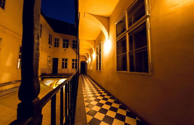 Golden Three Crowns - Foto 11