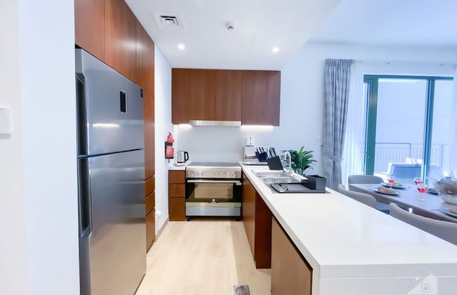 Stunning Beach View Apt. with Balcony Jumeirah La Mer - Photo 13