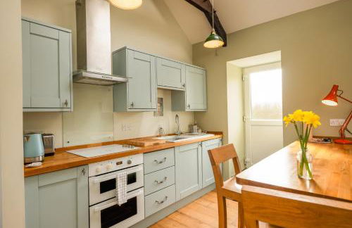 Tranquil 1 bedroom cottage 15 mins drive to sea - Foto 12