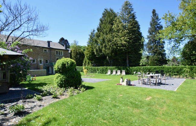 Lavish Holiday Home in Chassepierre With Terrace - Photo 33