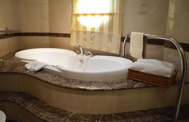 The Apartments - Photo 13