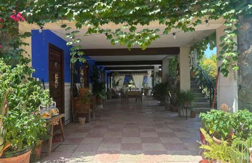 Chalet con piscina en la naturaleza - Foto 6