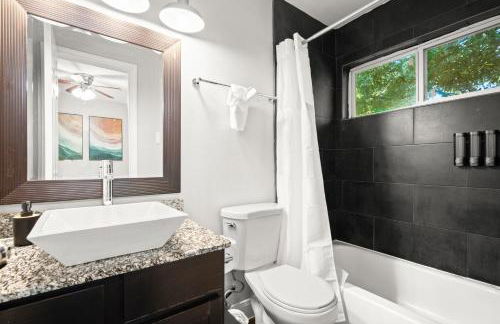 Lux 1BR Apt in North Loop Near UT Free Parking - Foto 12