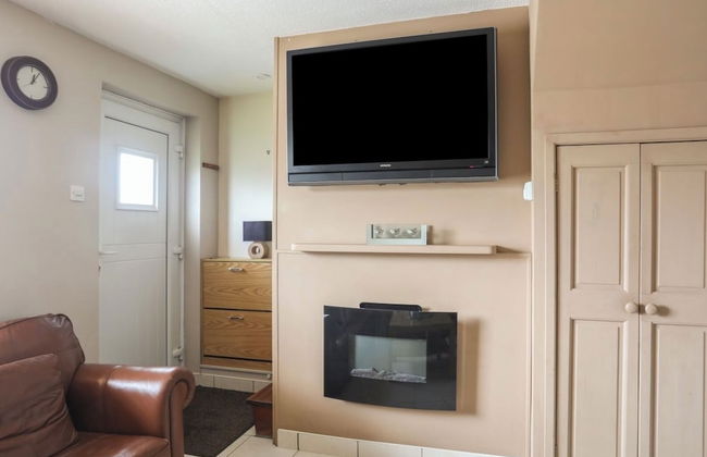 Cozy Cottage Retreat on Glan Gwna Holiday Park - Photo 11