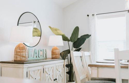 Somewhere On A Beach - 4 bedroom -Private Pool - Hot Tub - Fire Pit - Game Room - Horseshoe Pits - Walk to beach, Sound, arcade and go carts! - Foto 13