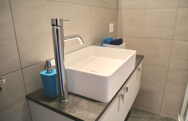 Beautiful Lake-view Apartment - Foto 23