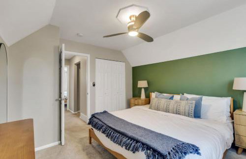 Chic Family Retreat with Game Room backyard with fire pit and minutes to Downtown! - Photo 12