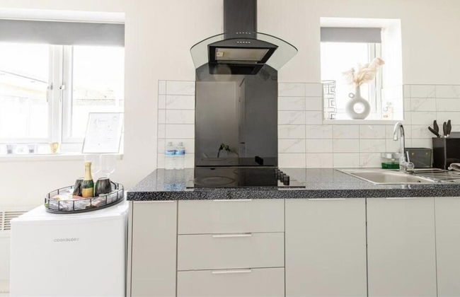 Luxurious 1 bed Apartment for a Perfect Getaway - Foto 16