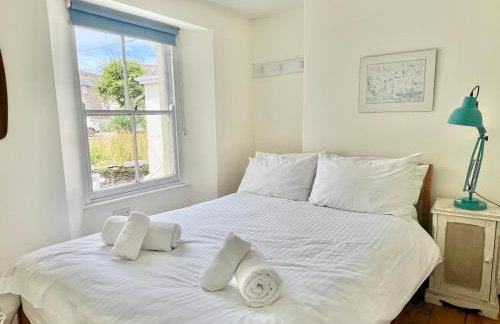 3 bedroom stunning house with garden and amazing sea views - Foto 18