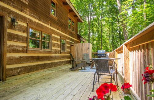 Private Riverfront Cabin, Kayaks, Ping Pong, Gym - Foto 41