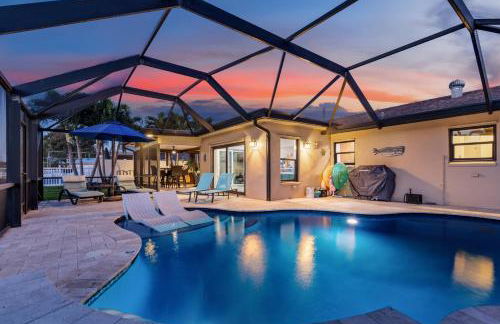 VacationSunwind Delray home! Water Front Pool Dock near Beach - Foto 48