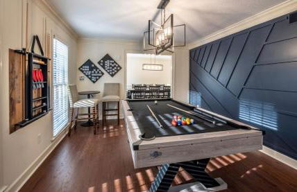 The Kirby House: King Bed, Hot Tub, Game Rooms, Gym - Foto 5