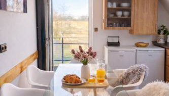 Familienfreundliche große Ferienwohnung mit Pferden, Spielplatz direkt am Haus, Sauna & viel Natur - Foto 5