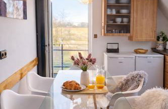 Familienfreundliche große Ferienwohnung mit Pool & Pferden - Spielplatz direkt am Haus - Foto 12