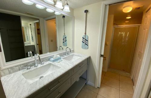 4330 Shorewalk lakeview condo close to IMG and Beach - Foto 9
