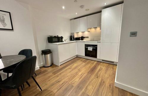1 Bed Serviced Apartment Bracknell 5 mins from station - Photo 13