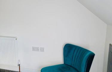 Cosy 3 Bed Apartment Near Birmingham Airport & NEC Perfect for Groups & Contractors! - Foto 14