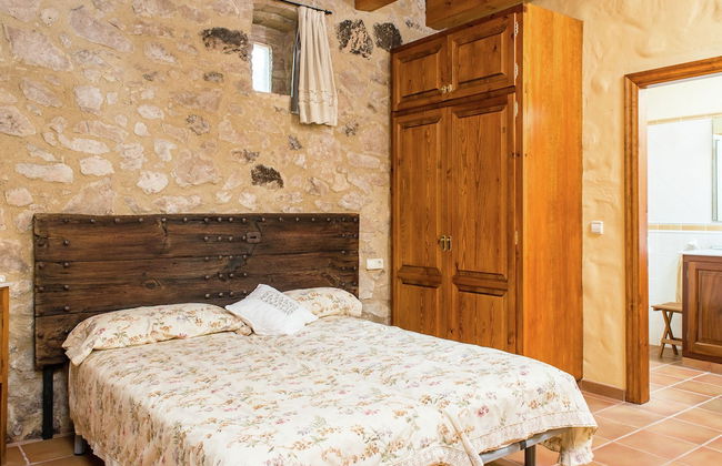 Large Farmhouse with Private Pool & Large Garden near Beach - Foto 15