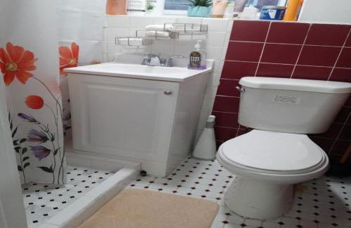 "Cozy Basement Retreat Just 40 Minutes to NYC!" - Foto 29