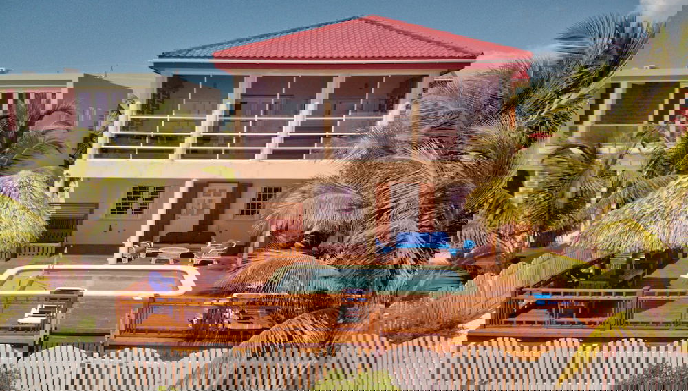 La Perla Azul Beach House - Photo 1, Primary image