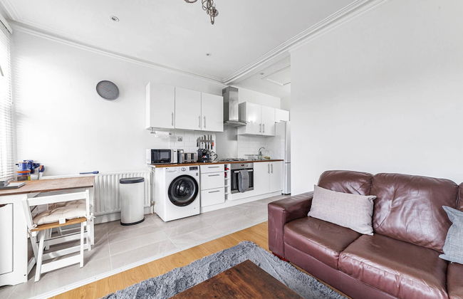 Bright West Ealing Abode - Foto 8