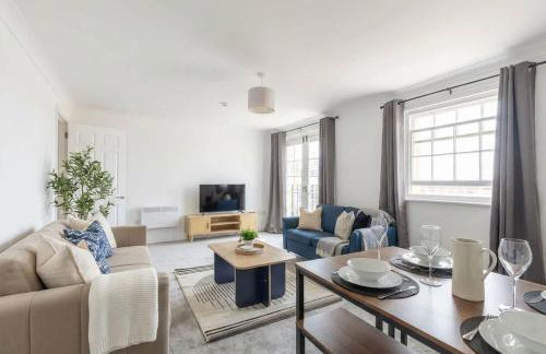 Fabulous 1 Bed Harbour-side Apartment with Balcony - Foto 10