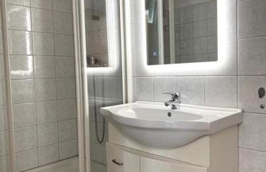 Sun n' Fun Apartments with Pool - Photo 18