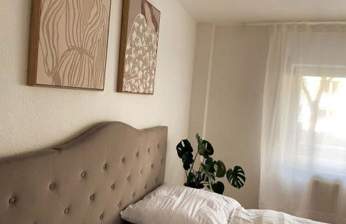 Unterkunft nahe Messe und Uniklinikum mit Stellplatz - Foto 10