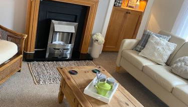 The Ramblers Rest - whole apartment - pet friendly - close to amenities and walks - Foto 4