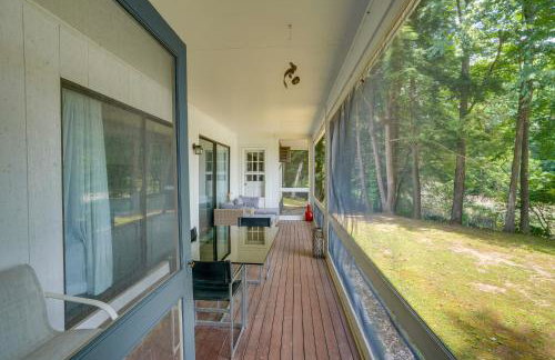 Water-View Home in the Berkshires - Foto 26