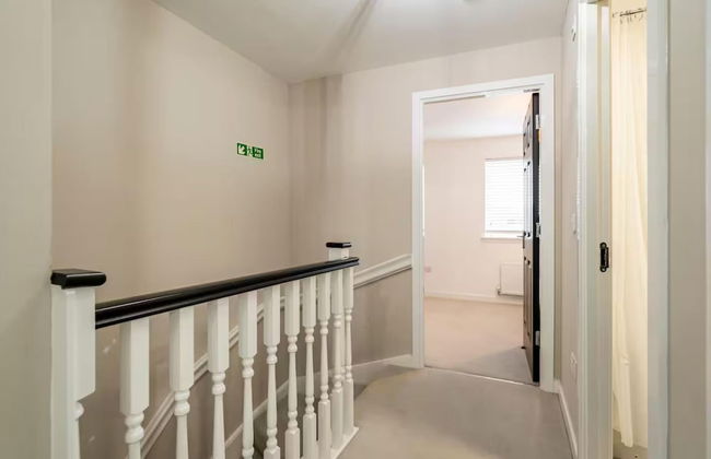 Charming 3 Bed Home in Stepps, Glasgow - Garden & Patio - Photo 52