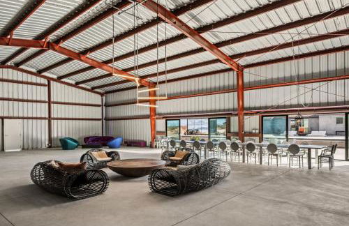 Grow House by Fieldtrip - Remote Lux 100ft Pool - Foto 80