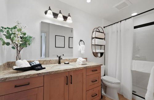 Palm Valley Full Access to Golf, Tennis, and Pickle Ball- Luxury 3 King Beds 3 Full Baths - Foto 26