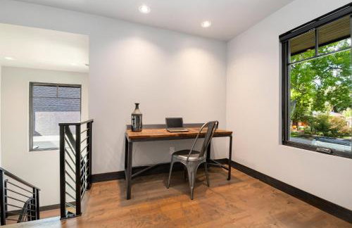 Relaxing in Paradise with Private Rooftop Deck! - Foto 37