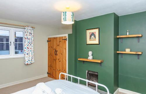 Dulcote Gem 3 Bed 3 Bath Parking & Cathedral Views - Photo 51