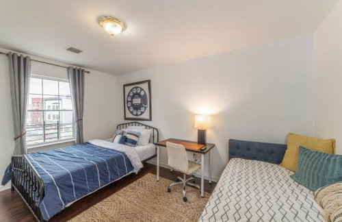 Huge 3BR Urban Gem just 3 miles to NYC plus Free Parking - Foto 9