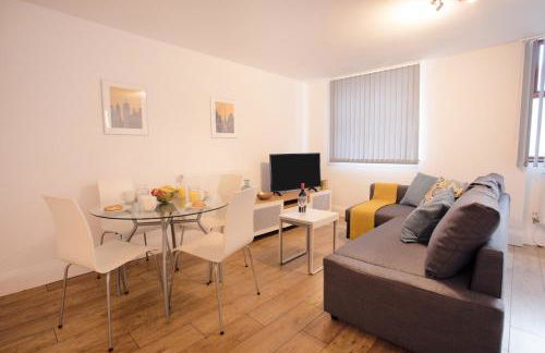 2BR, smart TV, self check-in, coffee machine - Foto 14