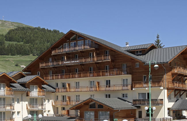 2 bedroom Apartment in Les Deux Alpes with private pool and sauna - Photo 21