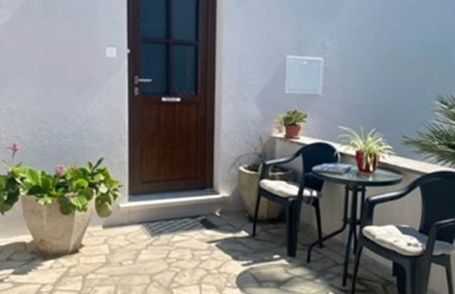 Studios IM - Photo 34