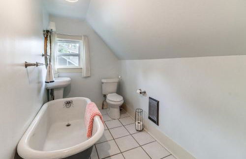 Harrison Family Home with Grill - Near Downtown! - Foto 19