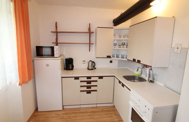 Vlhlavy u Hluboké - Foto 7