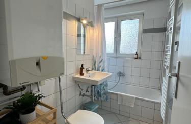 Zentrales 2-Zi Apartment by Rabe - Historische Kirche, Smart-TV, Netflix - Foto 6