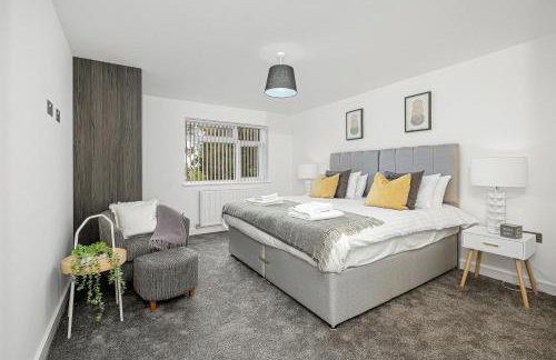St Martins 2 Bedroom Apartments in Ruislip By 360 Stays - Foto 129